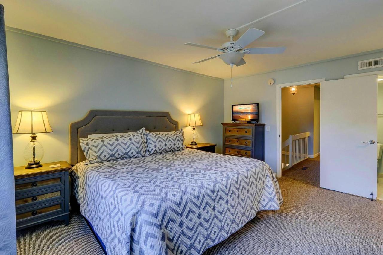 Ocean Villas Deluxe - Oceanfront Villa - Steps To Beach - Great Location - Heated Pool April Hilton Head Island Eksteriør bilde